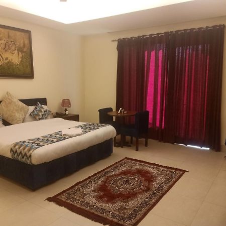 גורגאון Hotel The Am Bliss מראה חיצוני תמונה